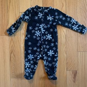 3/20$ Old Navy sleep & play microfleece sleeper pajamas- baby-3-6 months